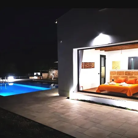 Pharus Villa