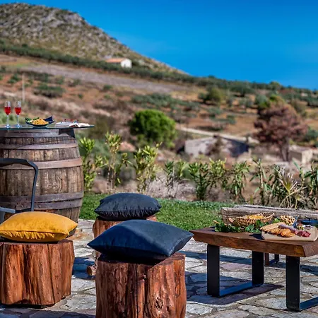 Pharus Villa